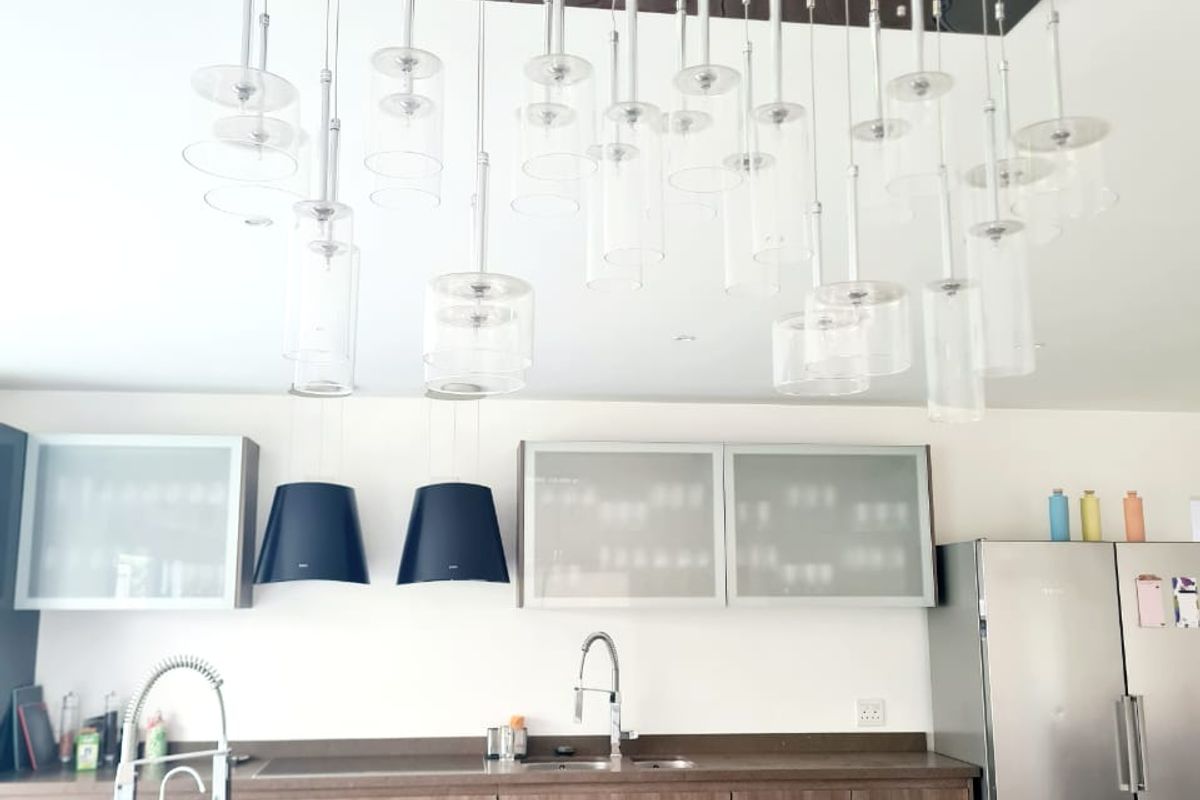 Front-Row Golf Course Living With River Views — Scandinavian- Contempary Luxury Home in Heron Banks - Photo 5