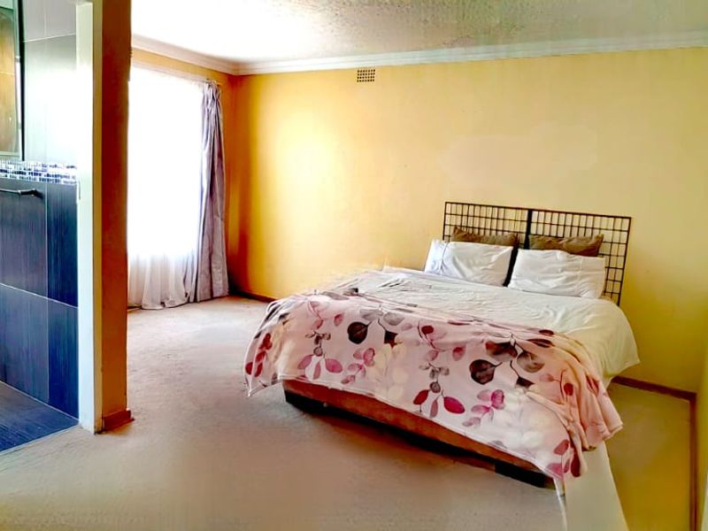 Comfort and Convenience Home - Photo 9