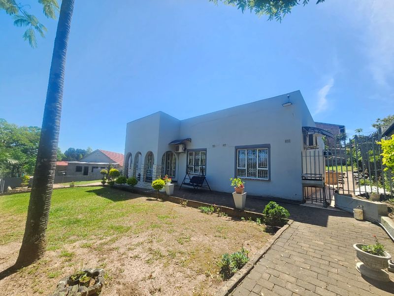 Immaculate 3-Bedroom Home for Sale in Parkside, Stanger - Photo 4