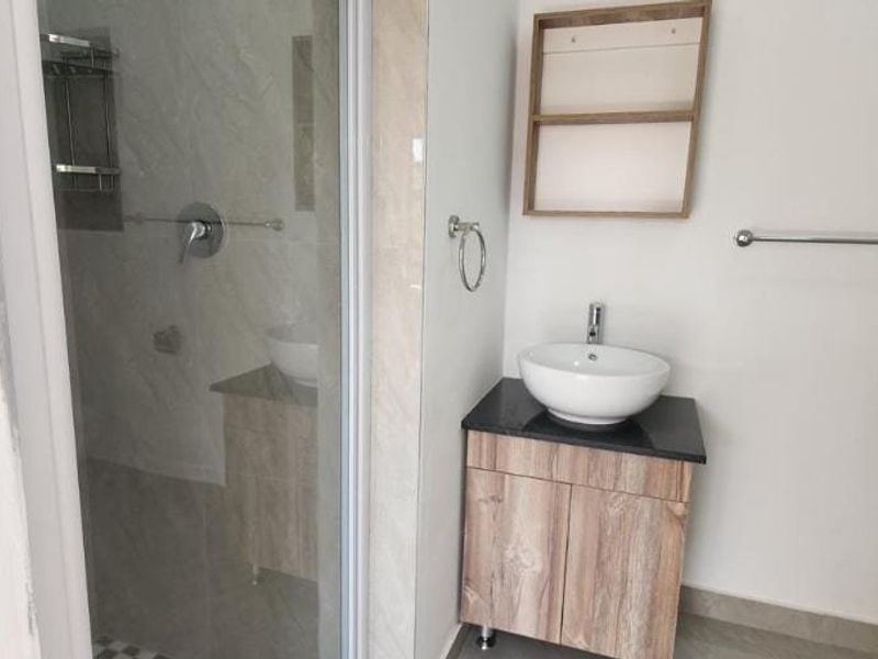 REAL ESTATE SERVICES WELCOMES YOU TO ANOTHER ONE OF JANINE'S PROPERTY FINDS.  - Photo 5