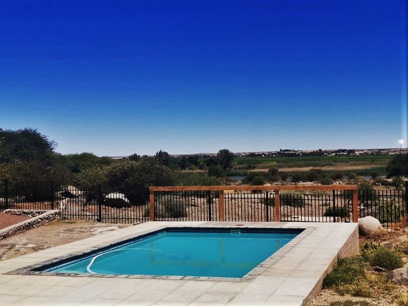 Self-sustainable smallholding near Upington. - Photo 5