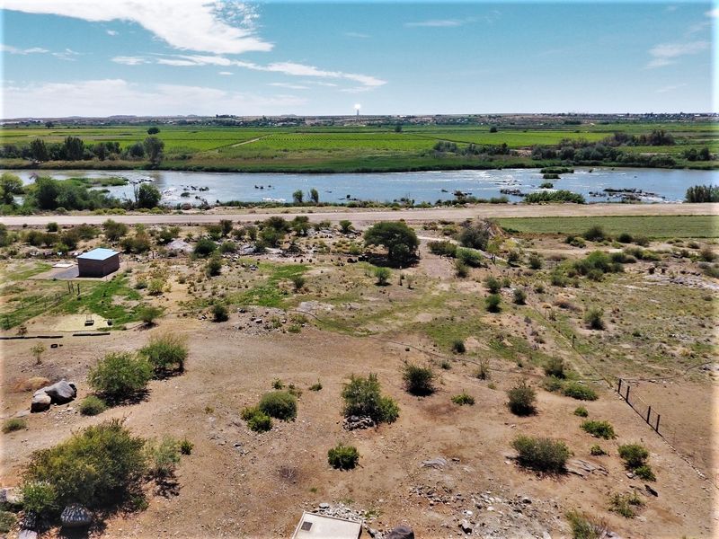 Self-sustainable smallholding near Upington. - Photo 7