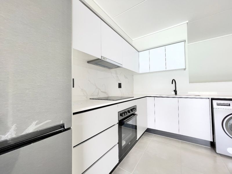 3 Bedroom 2 Bathroom apartment rent - Photo 2