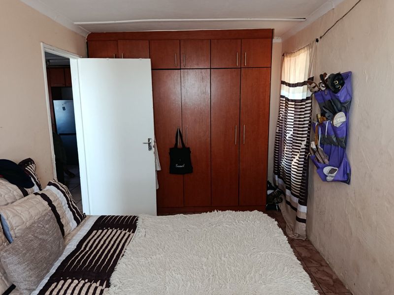 2 Bedroom House In Gelvandale - Photo 8