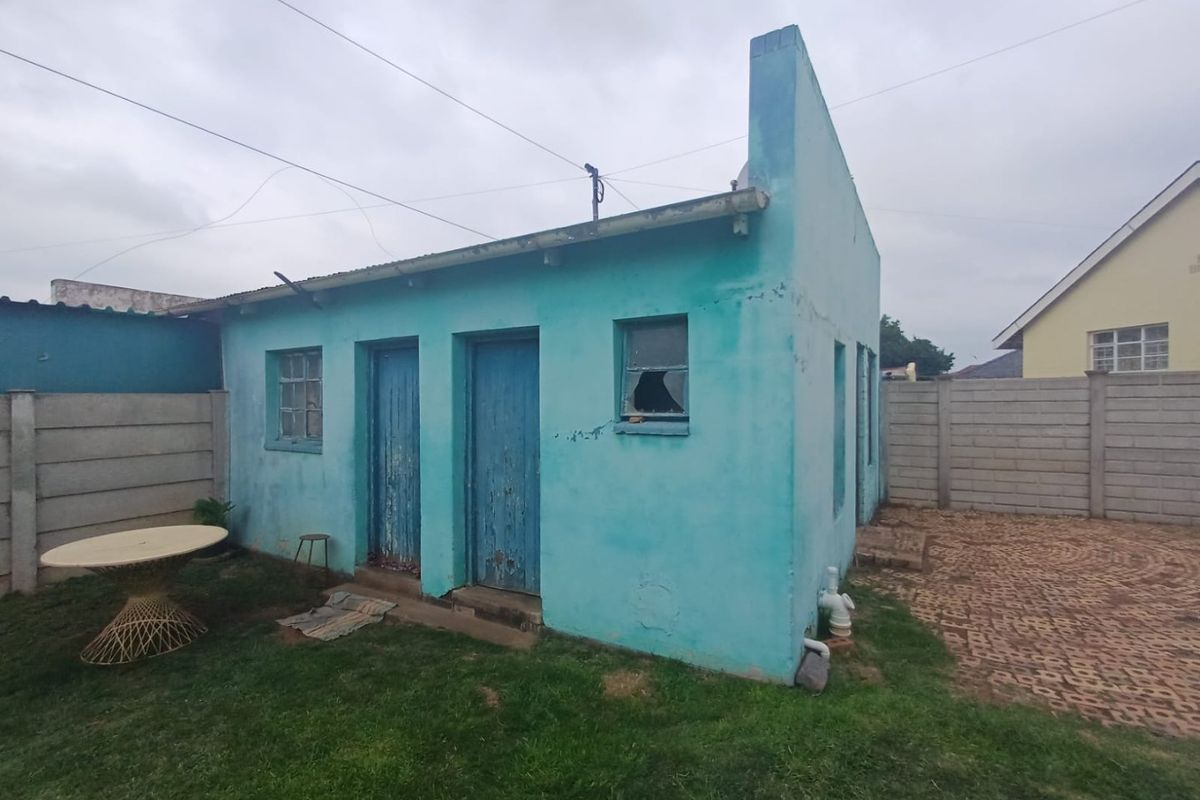 Exceptional Value Living in the Heart of Stilfontein - Photo 5