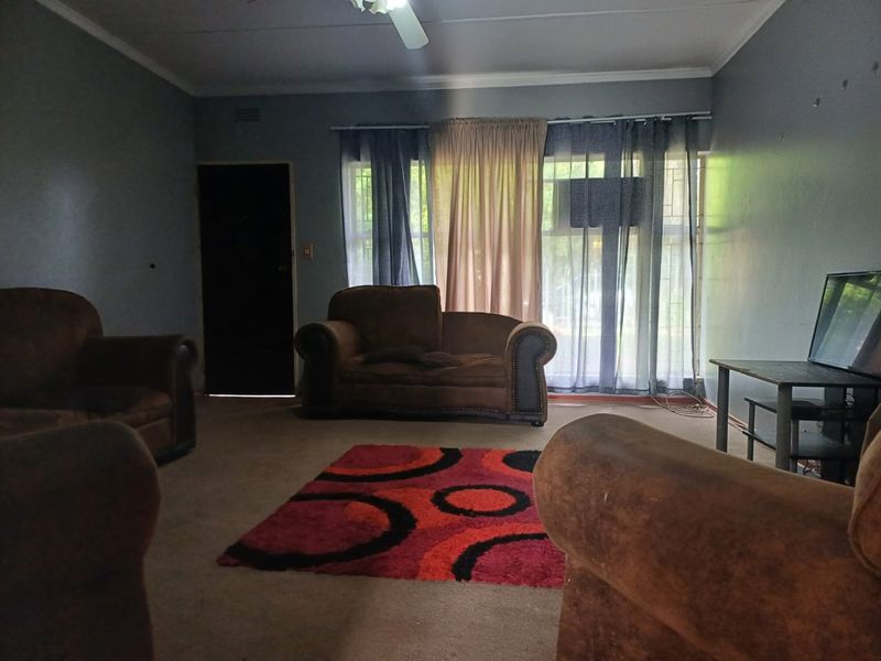 Charming Lock Up and Go Living in Neserhof, Klerksdorp - Photo 7