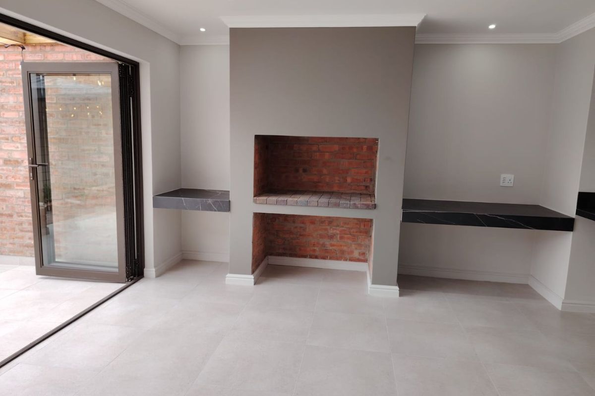 Modern Home within walking distance to Hartenbos Beach!  - Photo 2