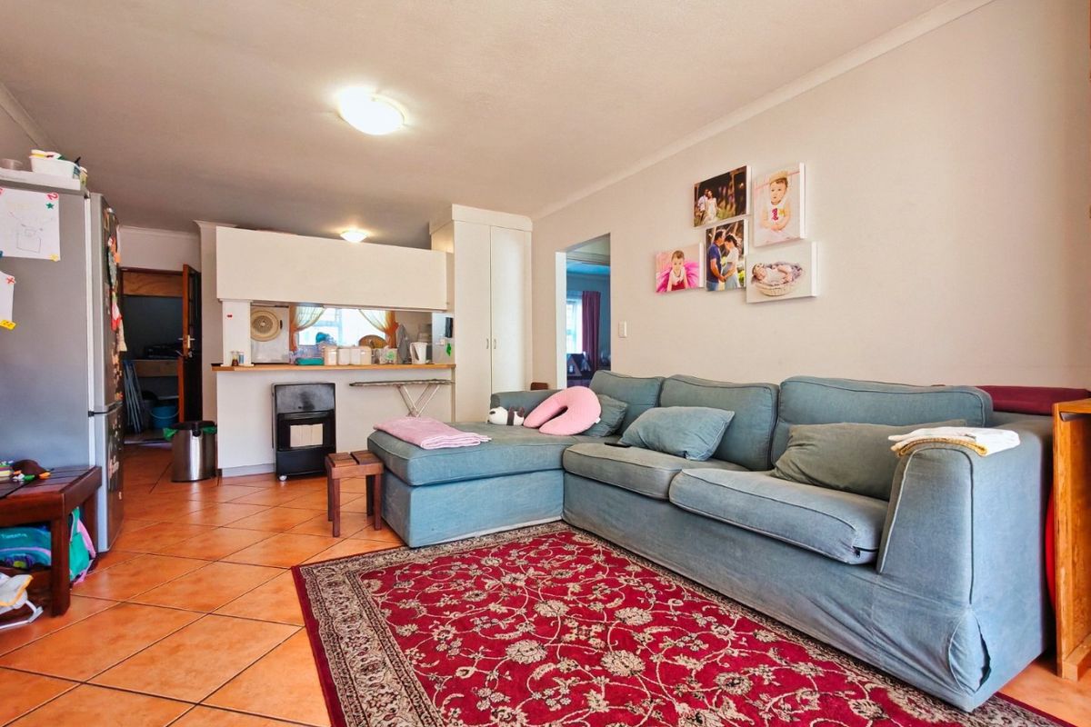 By Appointment: Secure Ground-Floor Living | Hartenbos Central | Walk to the Seafront - Photo 2