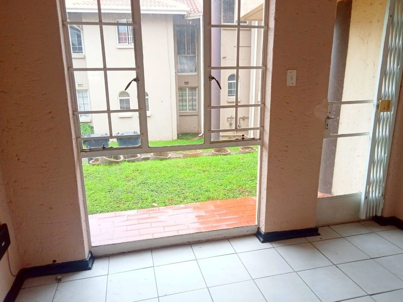 Groundfloor Two Bedroom Apartment For Sale - Photo 5