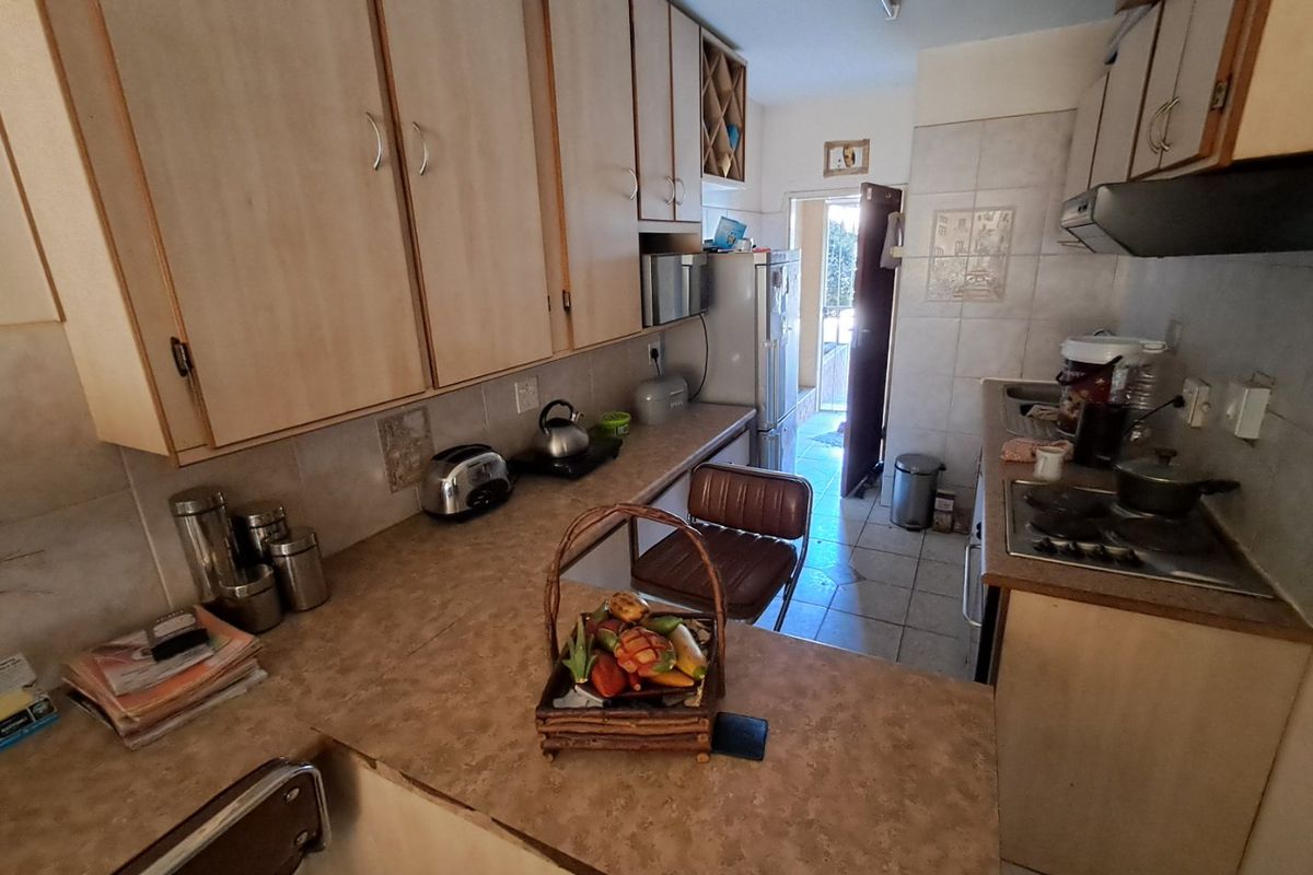 2 Bedroom apartment for sale in Wilkeville. - Photo 5