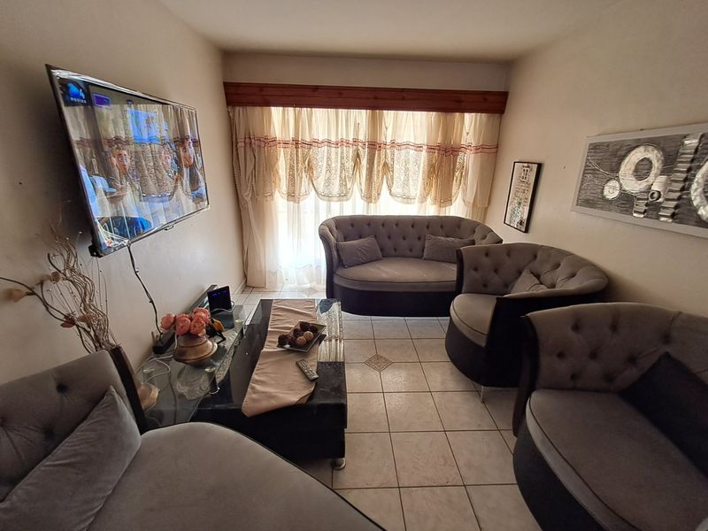 2 Bedroom apartment for sale in Wilkeville. - Photo 4