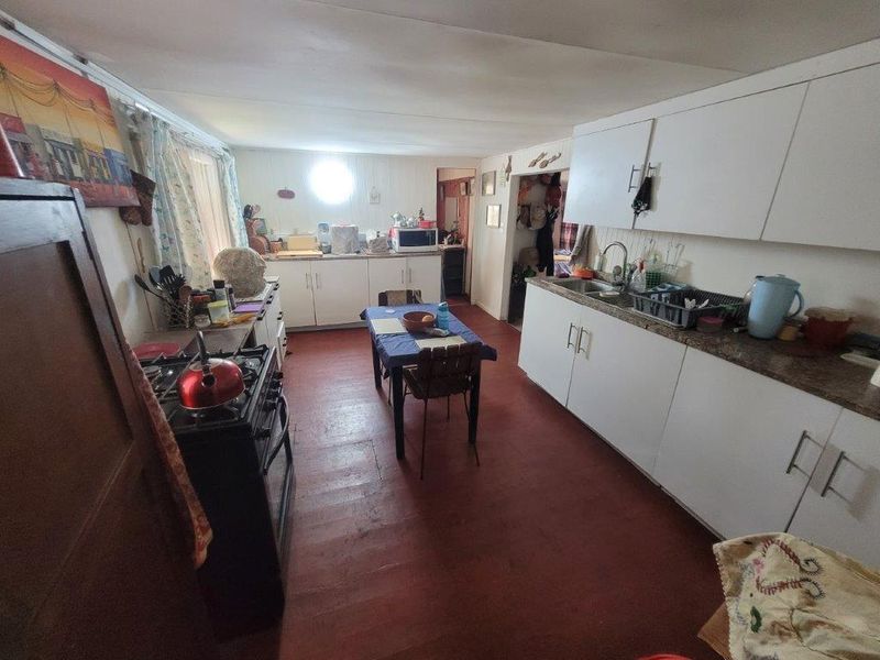 2 Bedroom Free Standing Unit - Photo 9