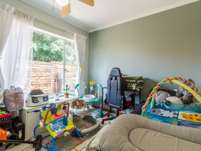 LOCATION...LOCATION... - Photo 8