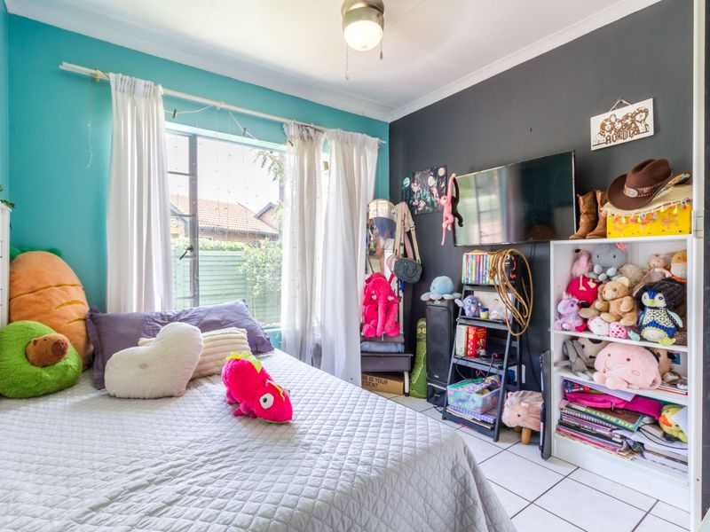 LOCATION...LOCATION... - Photo 7