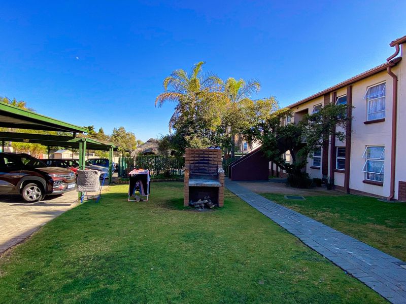 2 Bed Town house in Norkem Park for Sale - Photo 2