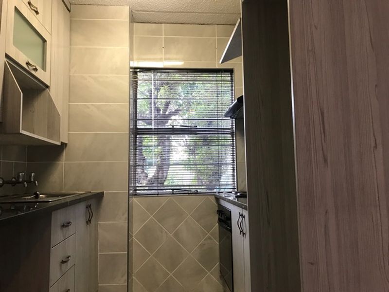 2 Bed Town house in Norkem Park for Sale - Photo 6