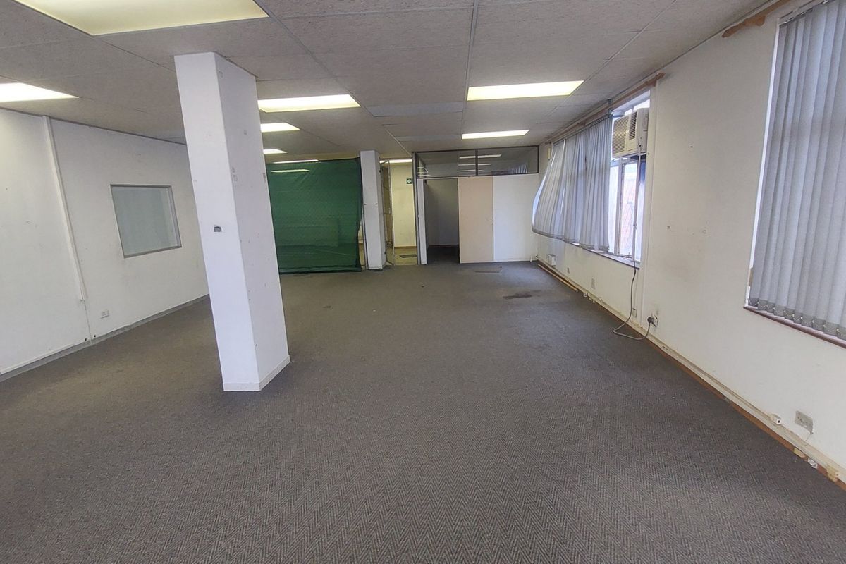 Office space for rent in Stamfordhill - Photo 3