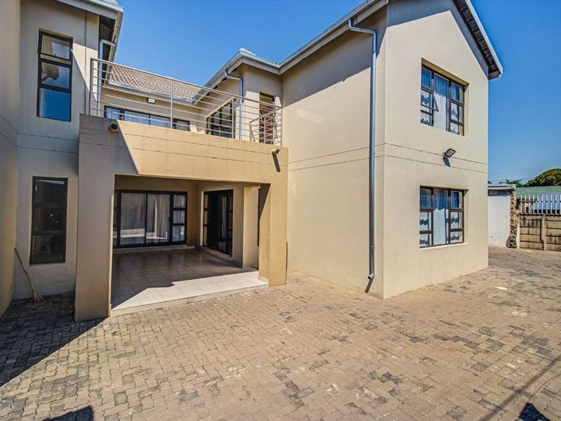 Income-Generating Guest House Investment Opportunity - Photo 1