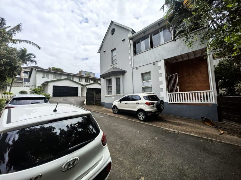 2.5 Bedrooms, 2 Bathrooms Apartment For Sale In Morningside, Durban - Photo 1