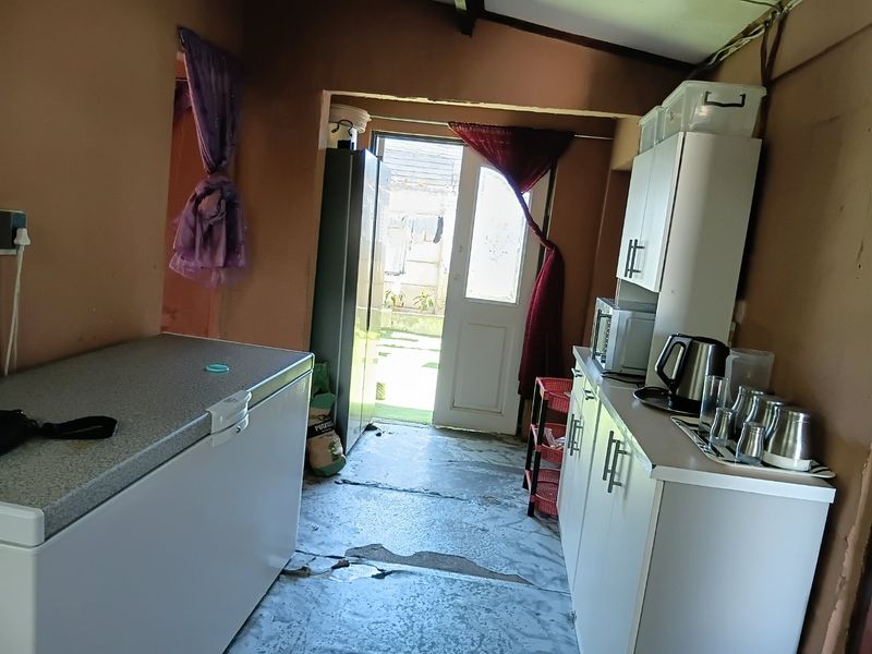 2 Bedroom house for sale in Macassar Village - Photo 5