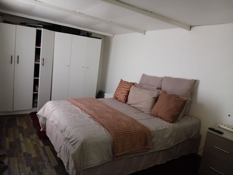 2 Bedroom house for sale in Macassar Village - Photo 8