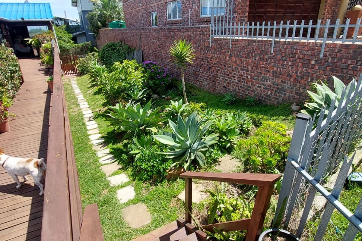 Charming Log Cabin Home for Sale in Paradise Beach - Photo 5