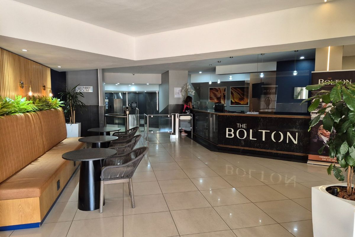 Exclusive 2 Bed 2 Bath To Let In Rosebank  - Photo 4