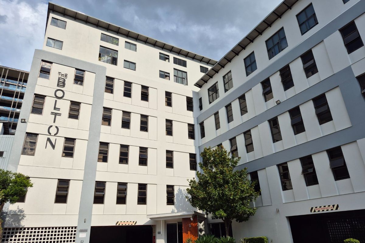 Exclusive 2 Bed 2 Bath To Let In Rosebank  - Photo 3