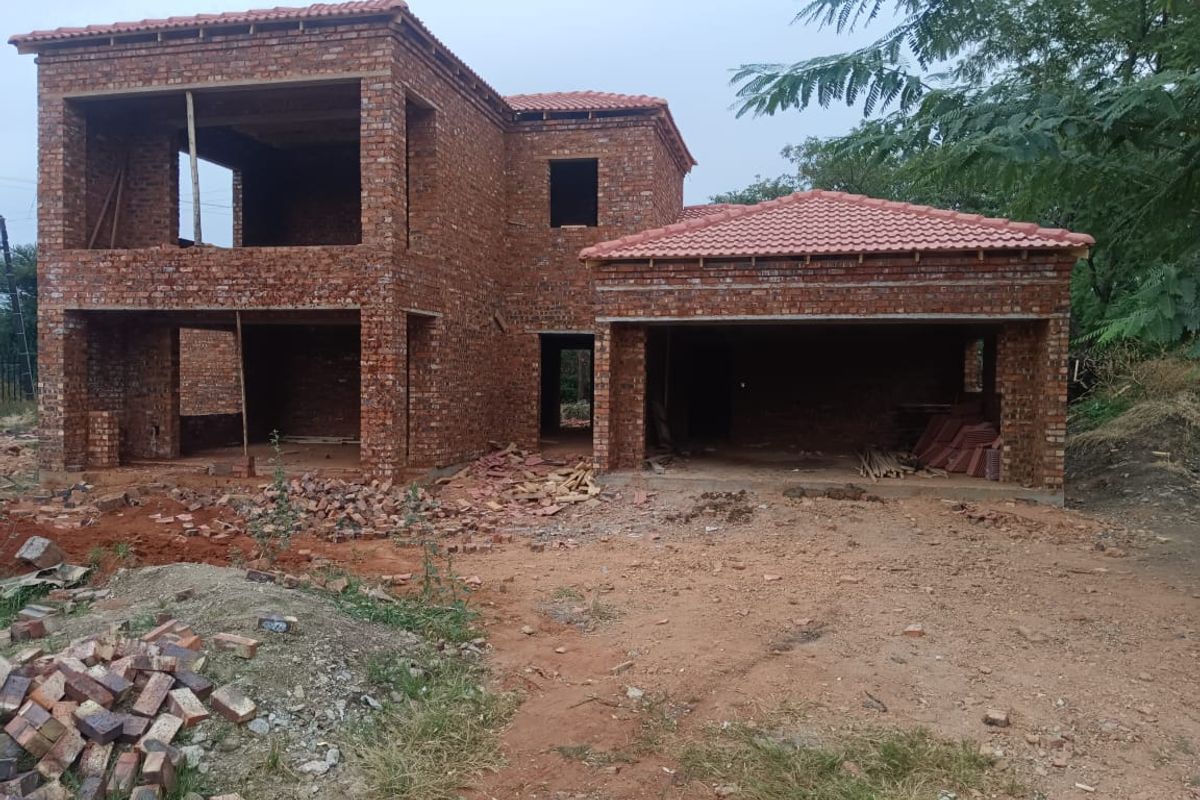 4 Bedroom Half Built Home in Brits - Photo 4