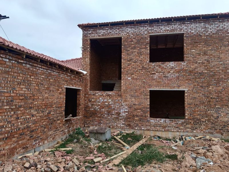 4 Bedroom Half Built Home in Brits - Photo 7