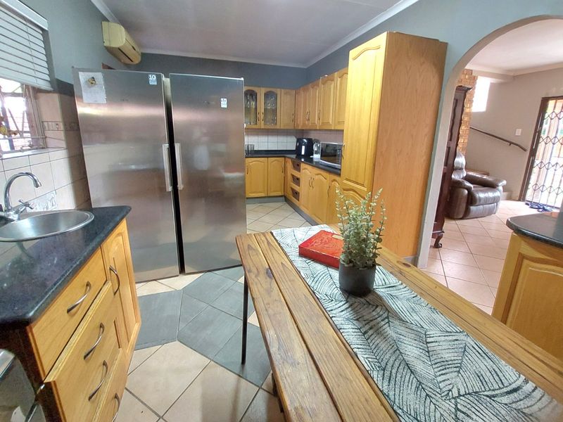 Prime Residential & Business Opportunity – Brits Central - Photo 7