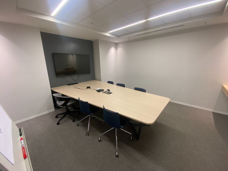 2004 A Grade Commercial Space to Let  - Photo 3