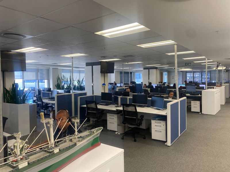 2004 A Grade Commercial Space to Let  - Photo 5