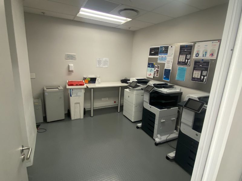 2004 A Grade Commercial Space to Let  - Photo 8