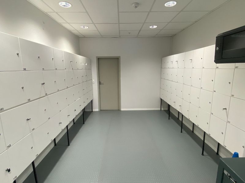 2004 A Grade Commercial Space to Let  - Photo 7