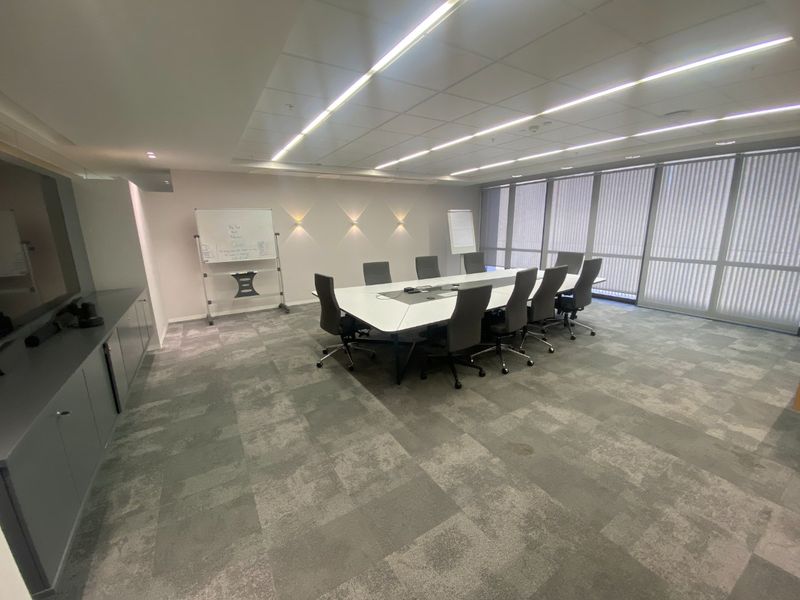 2004 A Grade Commercial Space to Let  - Photo 4