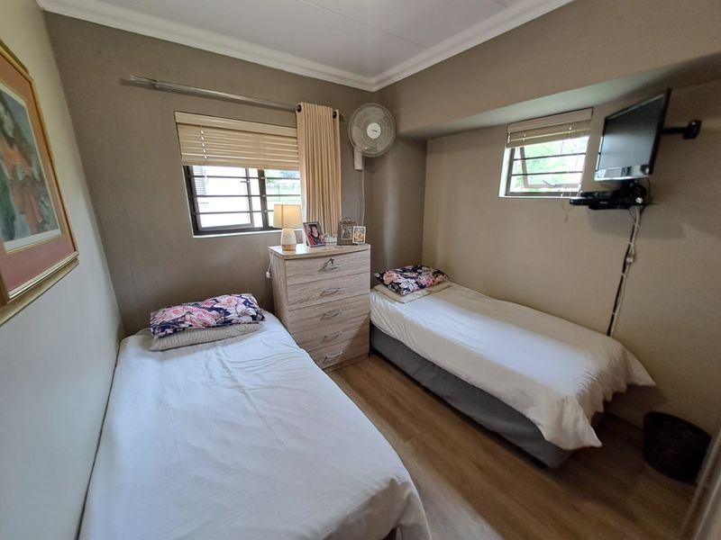 Ground-Floor 2 Bedroom Apartment in Cullinan Golf Estate - Photo 9
