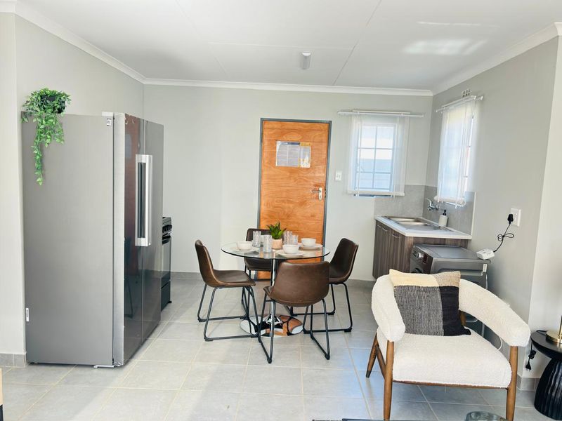 Brand-New 3-Bedroom Gem in Sky City – No Transfer or Bond Costs! - Photo 3