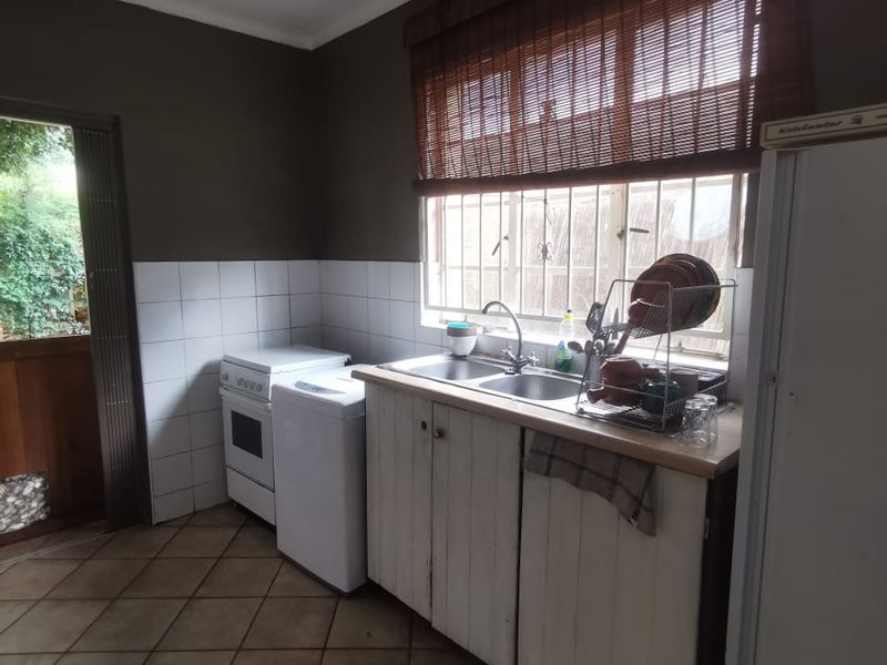 2 Bedroom 1 Bathroom House For Sale - Photo 7