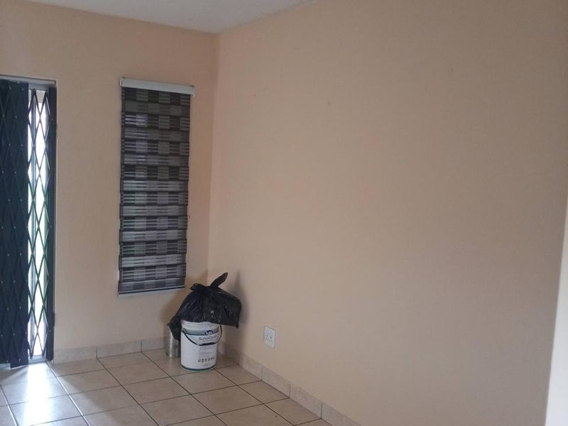 Discover Sparrow Hawk – Modern Living in the Heart of Germiston - Photo 2