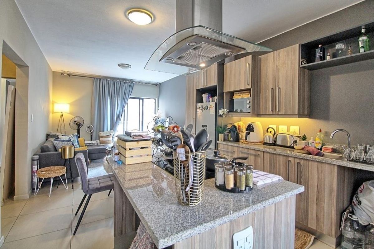 Stylish Ground-Floor Apartment in Edenburg for Rent! - Photo 3