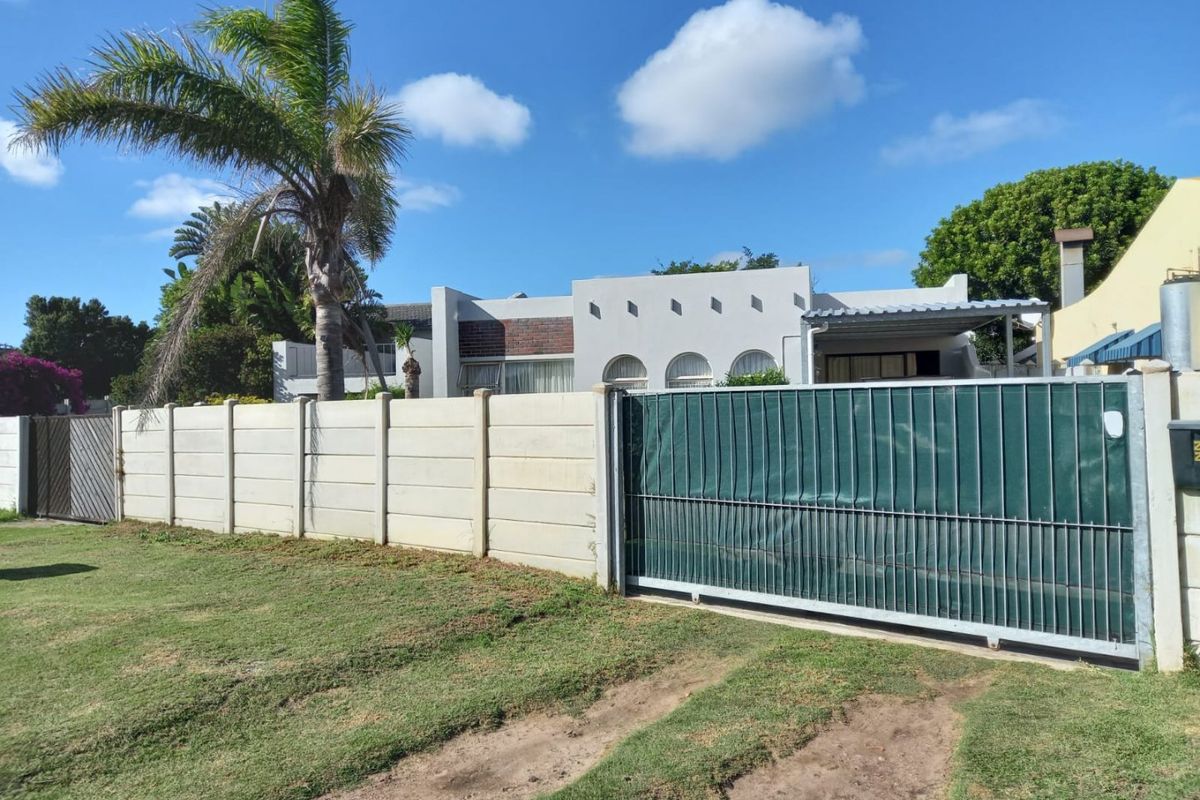 Prime Aston Bay Living – Stylish, Private and Perfectly Located - Photo 2