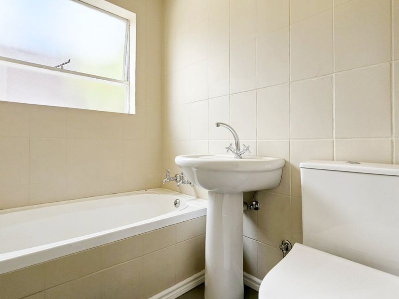 High-end living in Three Rivers Proper. - Photo 9