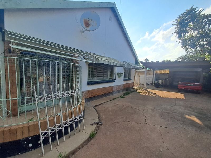 3 Bedroom house for sale in Songloed. - Photo 4