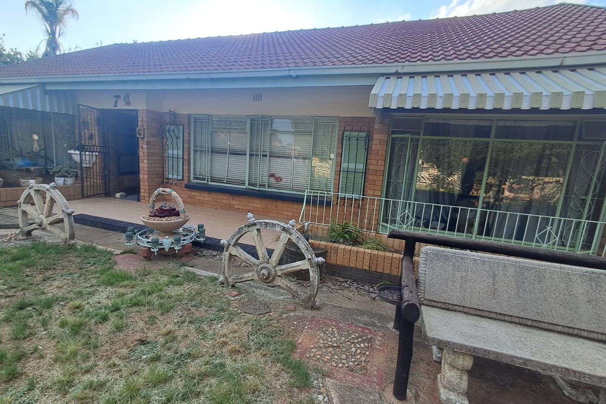 3 Bedroom house for sale in Songloed. - Photo 3