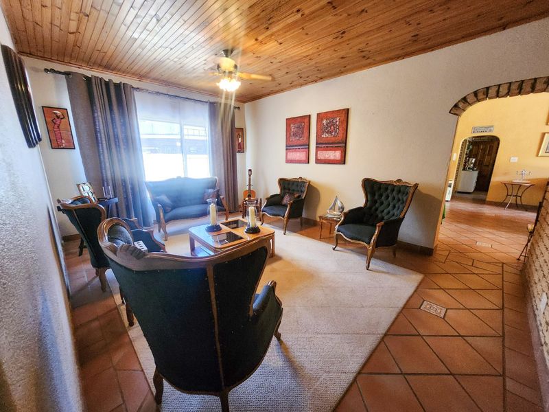 Spacious four bedroom family home with three bathrooms, a study, double garage, and a swimming pool, offering comfortable and practical living. - Photo 8