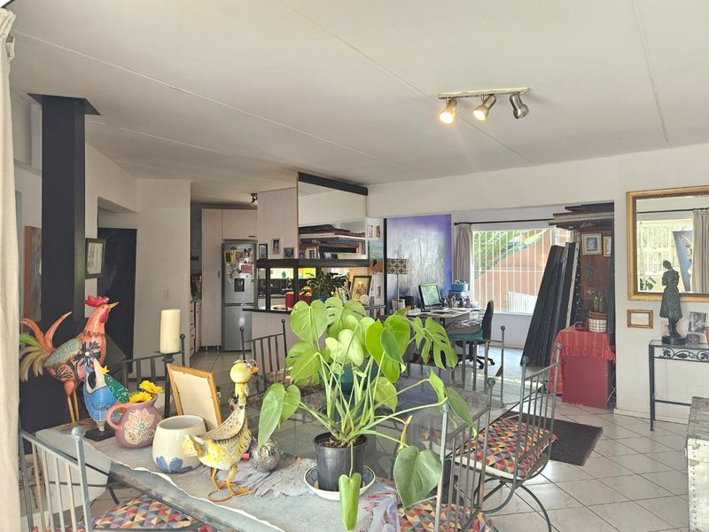 Charming 3-Bedroom Home with Garden, Pet-Friendly Living!!! - Photo 10