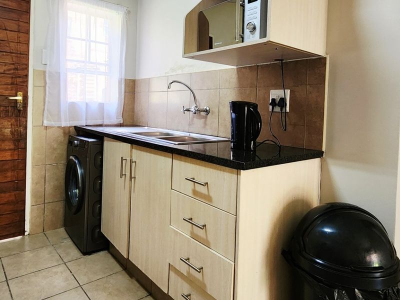 Two Bedroom Unit with Garden For Sale - Photo 8