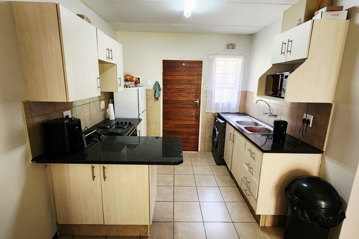 Two Bedroom Unit with Garden For Sale - Photo 5