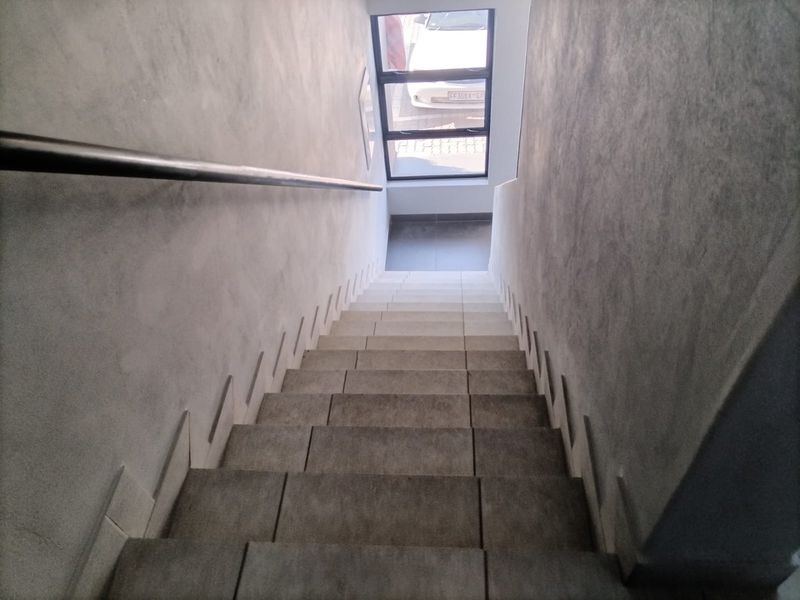 Modern Office Space to Let in Clayville, Olifantsfontein - Photo 7